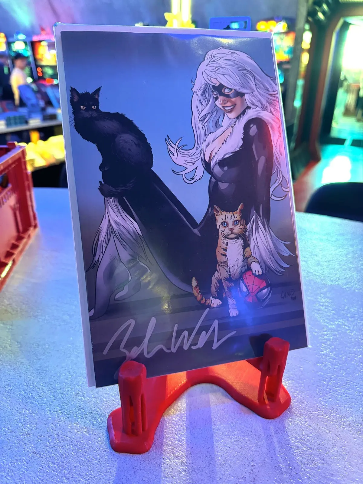 AMAZING SPIDER-MAN 31 GREG LAND VIRGIN VARIANT [1:50] - Signed by Zeb Wells - Image 2