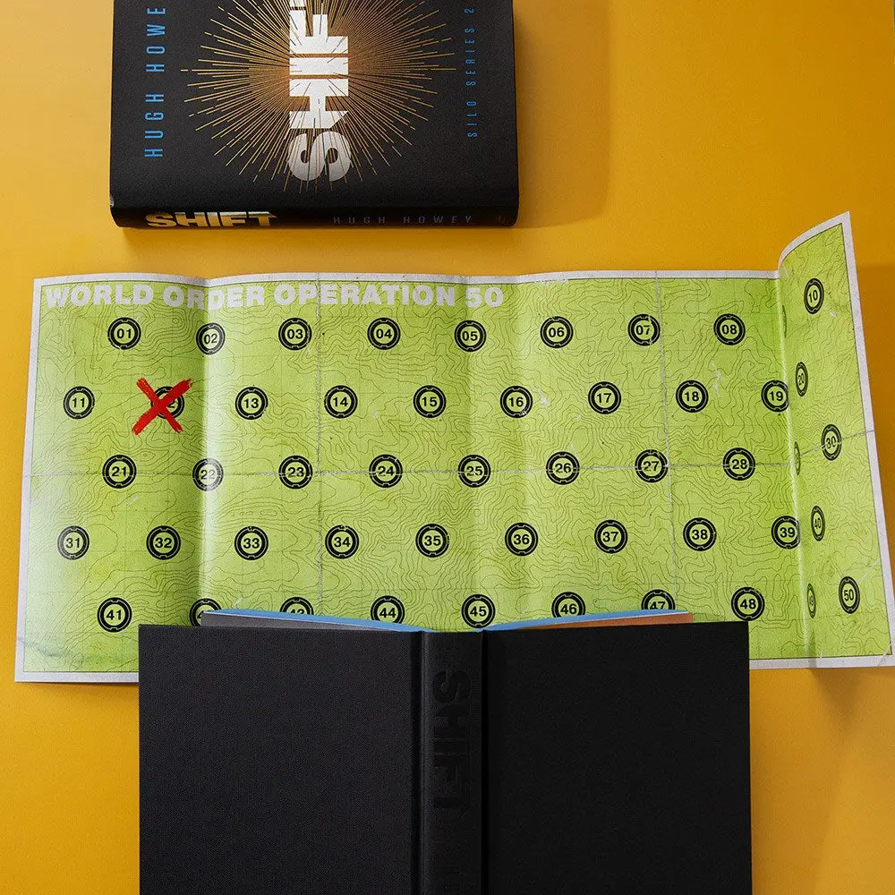 Shift Deluxe Collector's Edition: Book Two of the Silo Series (Silo, 2) by Hugh Howey - Image 4